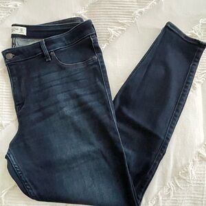 Abercrombie & Fitch Mid Blue Jeans
